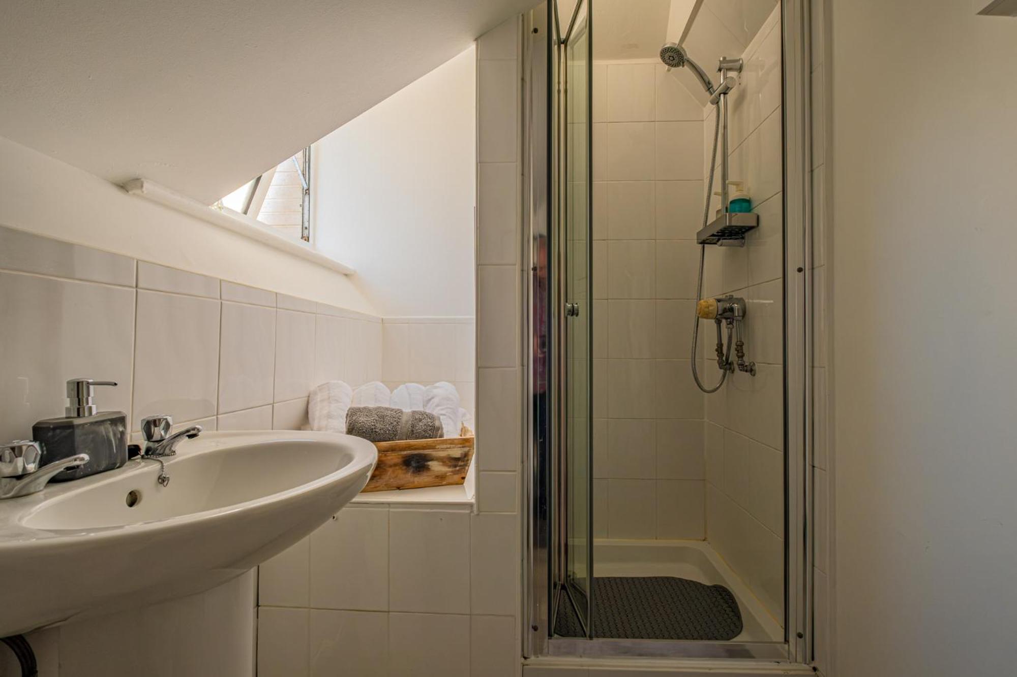 Castleview Coastal Comfort With 2 Parking Spaces Oystermouth Zewnętrze zdjęcie