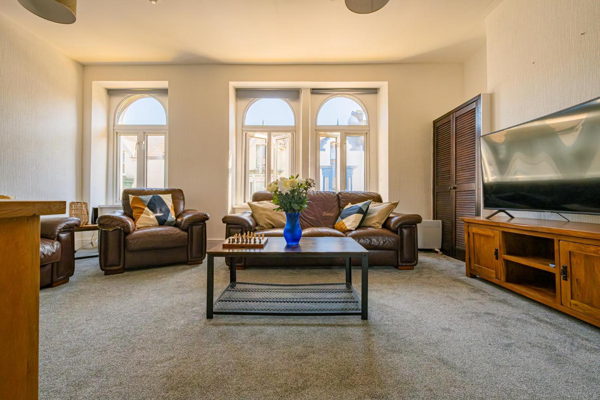 Castleview Coastal Comfort With 2 Parking Spaces Oystermouth Zewnętrze zdjęcie